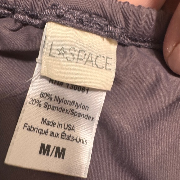 L* Space Ruffle Bikini Top Pebble Hey - Picture 6 of 9